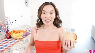 Stepsisters Fourth Of July Creampie - S37:E3